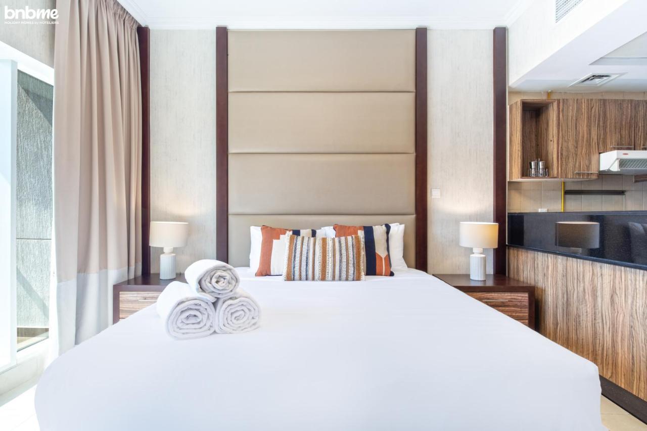 Bnbmehomes - Spacious Studio In Downtown Near Burj Khalifa - 1703 Dubai Dış mekan fotoğraf
